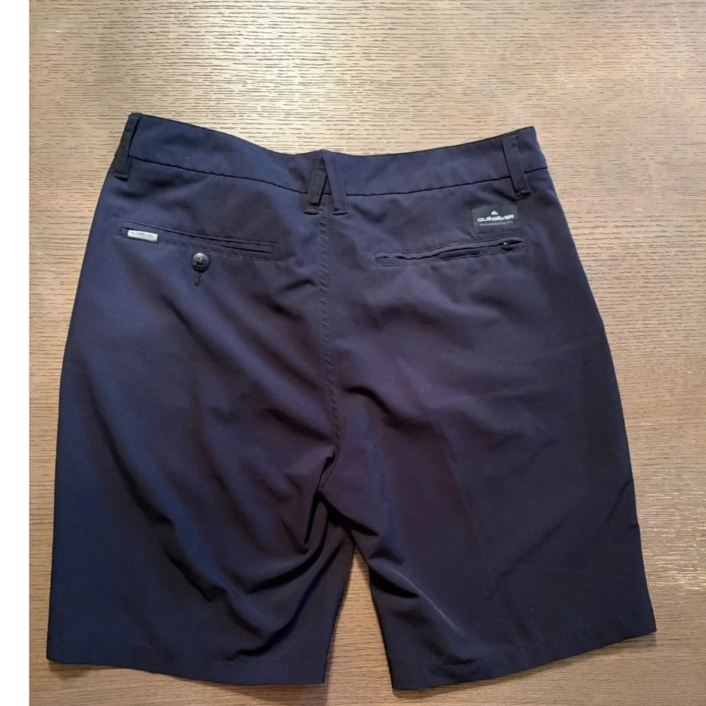 Quiksilver Amphibian Shorts Mens 28 Navy Blue DryFlight Hybrid Boardshorts Walk
